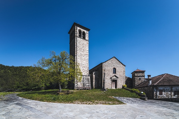 LABORATORIO RESIDENZIALE CON CARROZZERIA ORFEO