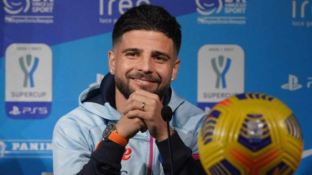 INSIGNE  EMIGRA  IN CANADA