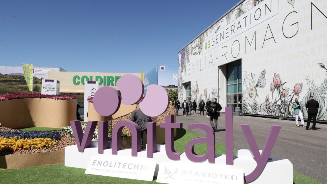 LA CAMPANIA DEL VINO AL VINITALY 2023-DOMENICA 2 APRILE A VERONA LA CONFERENZA DELLA REGIONE