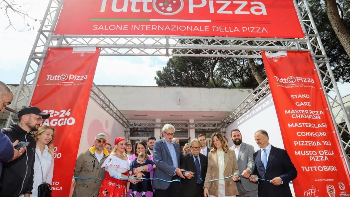 TUTTOPIZZA PRIMO GIORNO IN FIERA – TAGLIO DEL NASTRO