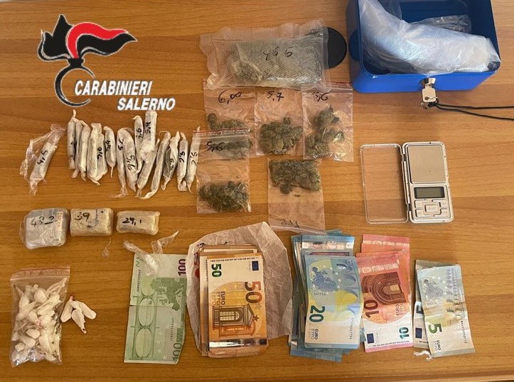 Centola SA); Detiene droga in casa per lo spaccio, 39enne di origini PUGLIESI ARRESTATO DAI CARABINIERI