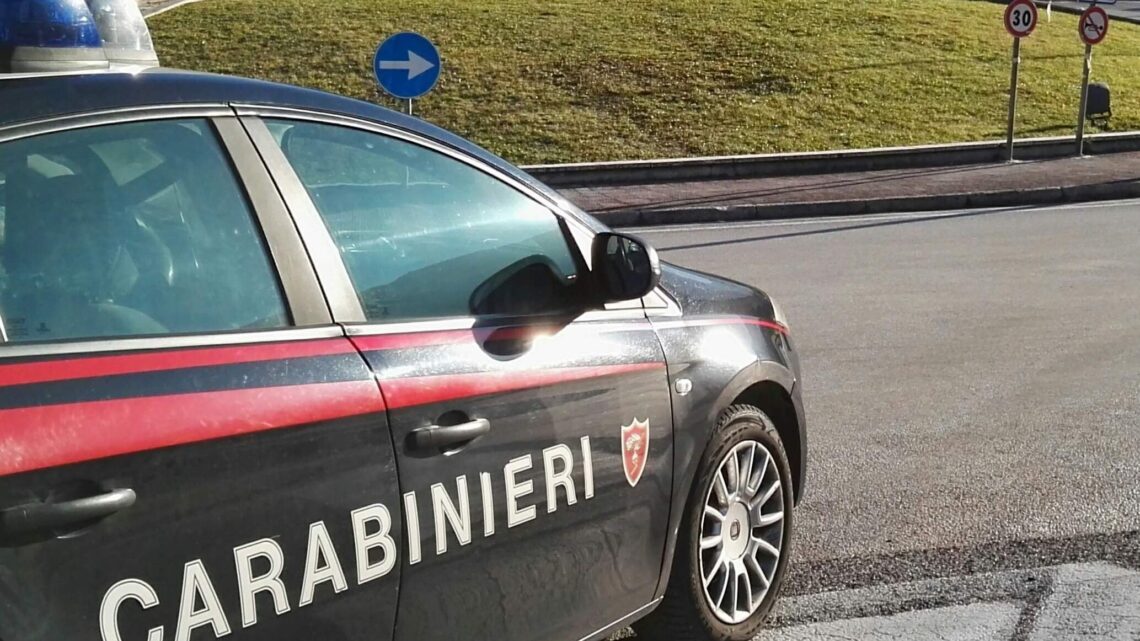 SOLOFRA (AV) – AGGREDISCE LA CONVIVENTE: I CARABINIERI ARRESTANO UN 54ENNE