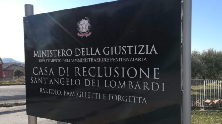 CASA RECLUSIONE DI S.ANGELO DEI LOMBARDI – Ancora telefoni cellulari in carcere: trovati tre dispositivi