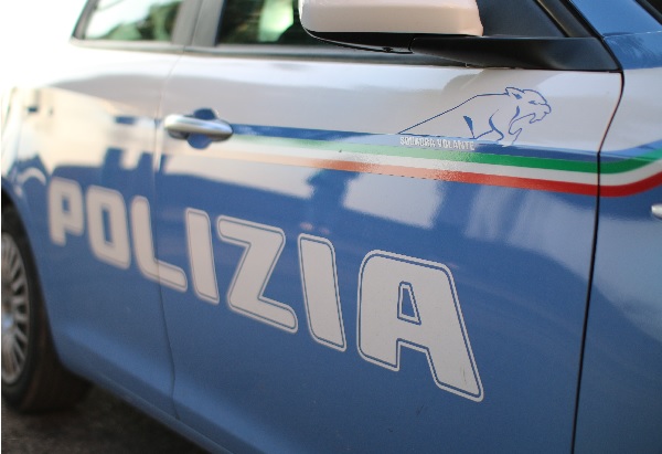 Avellino, la Polizia di Stato arresta un 47enne per lesioni, resistenza e violenza a Pubblico Ufficiale