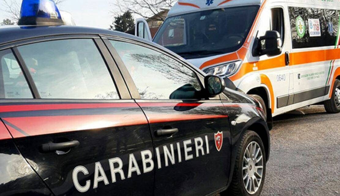 DECIDE IL SUICIDIO LA VIGILIA DI NATALE: INTERVENGONO I CARABINIERI